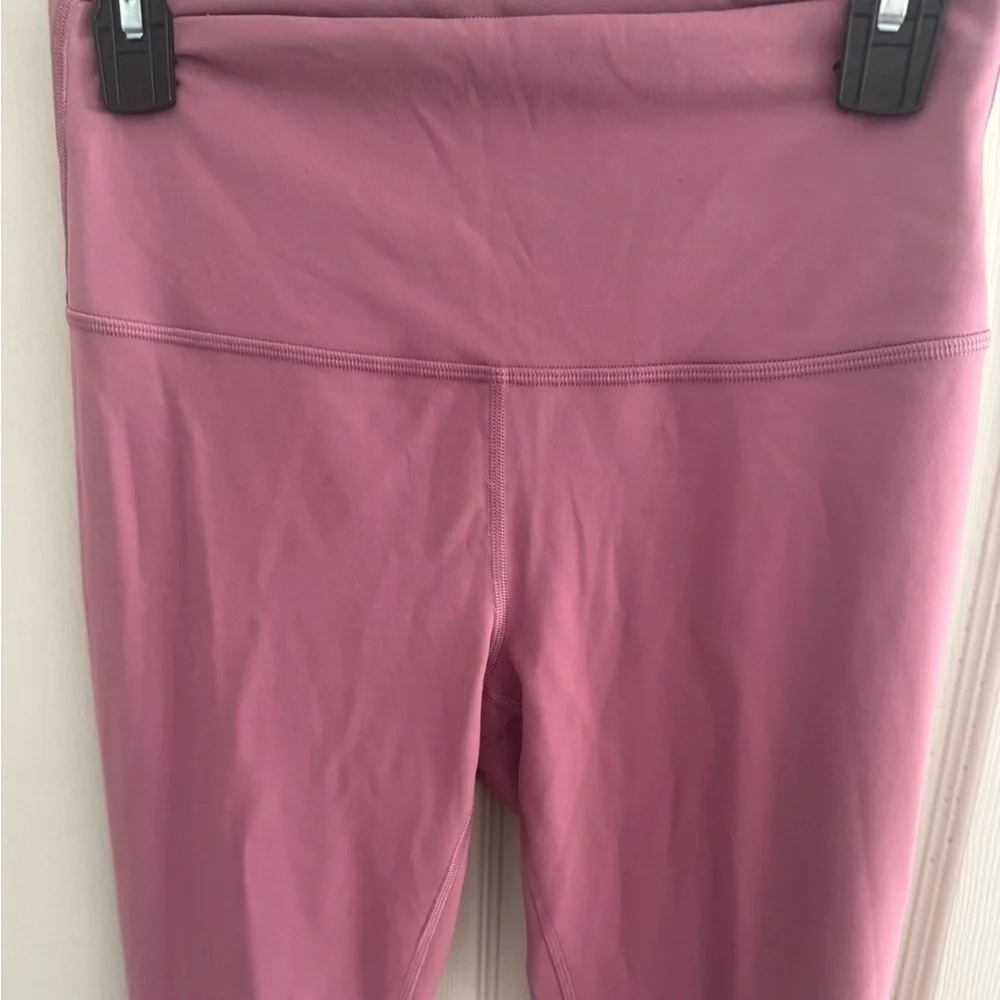Lululemon Align HR 21” Legging in Pink Blossom